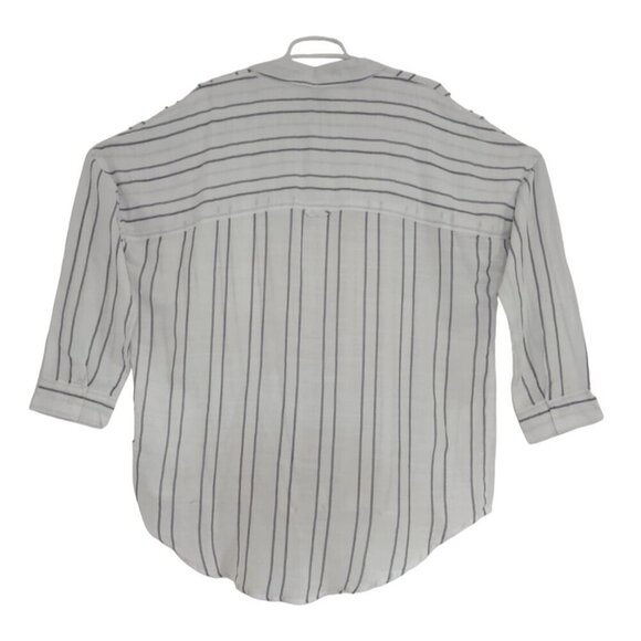 The White Collection Women's Striped Button-Down Shirt Long Sleeves Curved Hem S - Picture 2 of 8